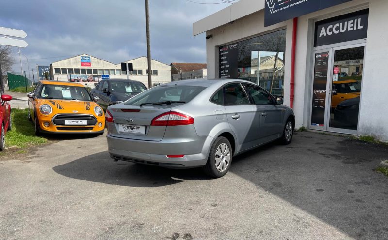 FORD MONDEO IV (CA2) Hatchback 1.6 Ti VCT 16V 110ch GARANTIE 6 MOIS
