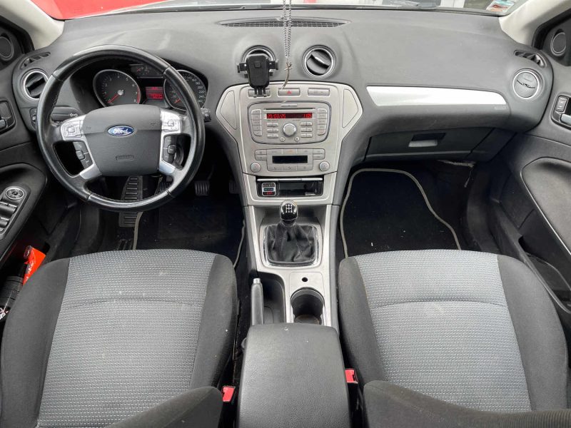 FORD MONDEO IV (CA2) Hatchback 1.6 Ti VCT 16V 110ch GARANTIE 6 MOIS