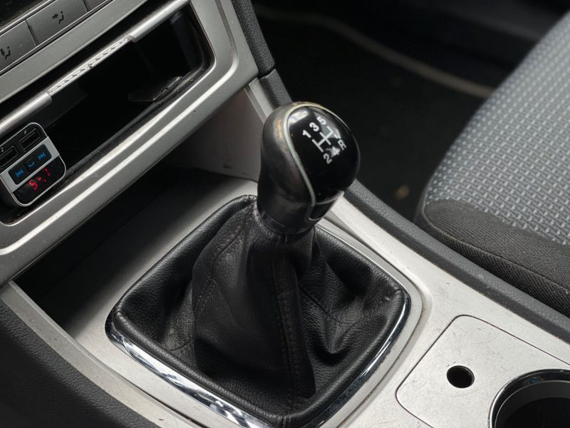 FORD MONDEO IV (CA2) Hatchback 1.6 Ti VCT 16V 110ch GARANTIE 6 MOIS