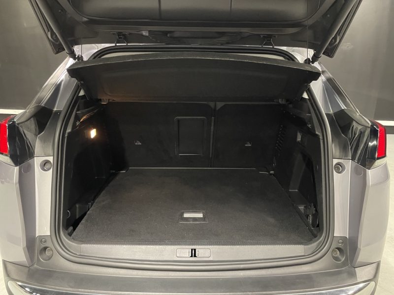 PEUGEOT 3008 SUV 2018