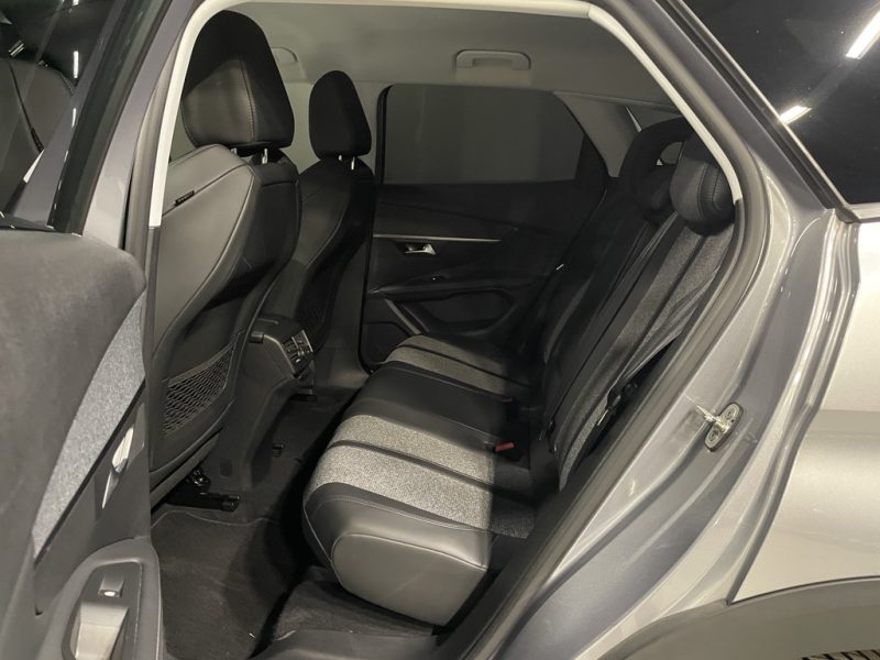 PEUGEOT 3008 SUV 2018