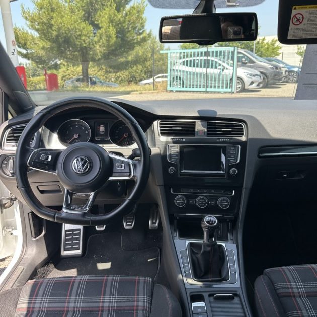 VOLKSWAGEN GOLF 2.0 TSI 220ch BlueMotion Technology GTI  Garantie 12 mois