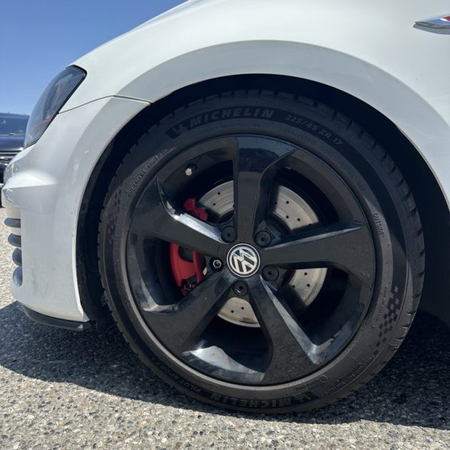 VOLKSWAGEN GOLF 2.0 TSI 220ch BlueMotion Technology GTI  Garantie 12 mois