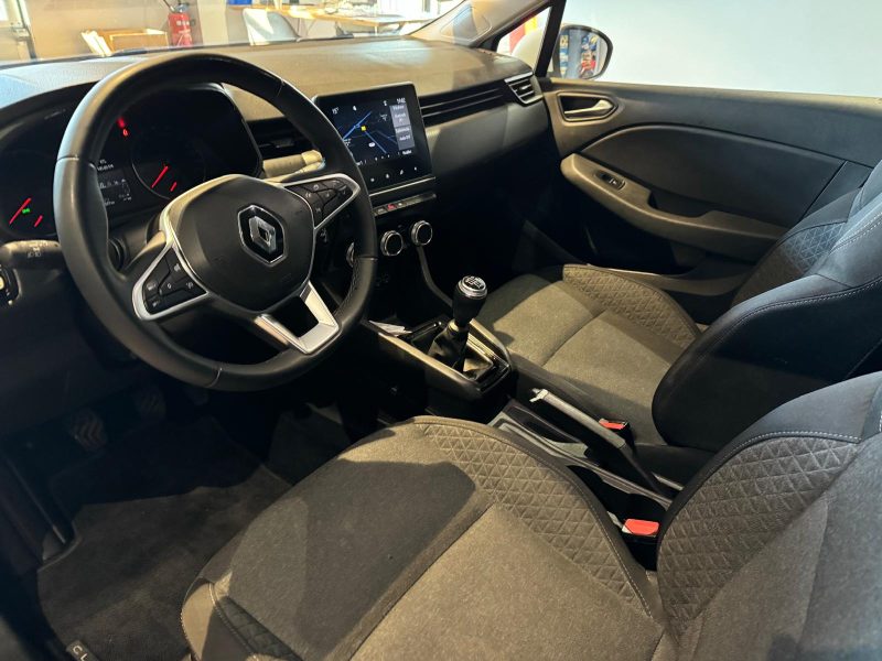 RENAULT CLIO 2021