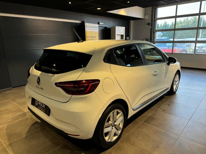 RENAULT CLIO 2021