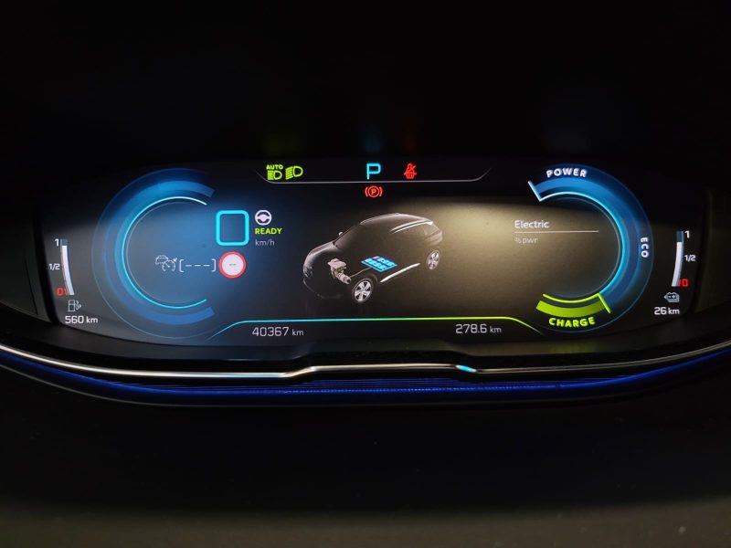 PEUGEOT 3008 1.6 HYBRID 225Cv e-EAT8 GT PACK BLACK / TOIT OUVRANT + NIGHT VISION + CARPLAY /