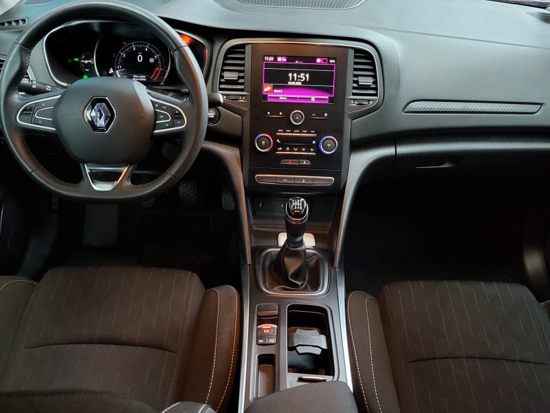 RENAULT MEGANE IV 1.3 TCe 140cv Limited BVM6 1ère Main / FAIBLE KILOMETRAGE