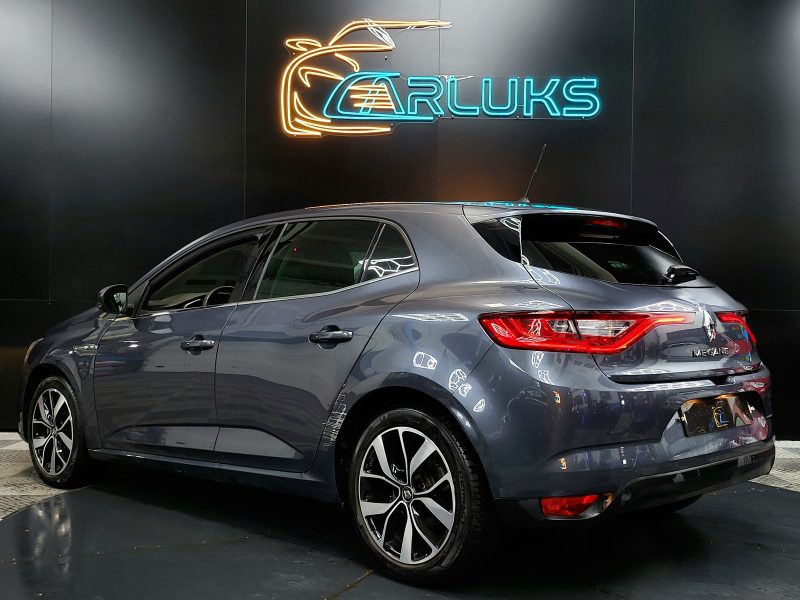 RENAULT MEGANE IV 1.3 TCe 140cv Limited BVM6 1ère Main / FAIBLE KILOMETRAGE
