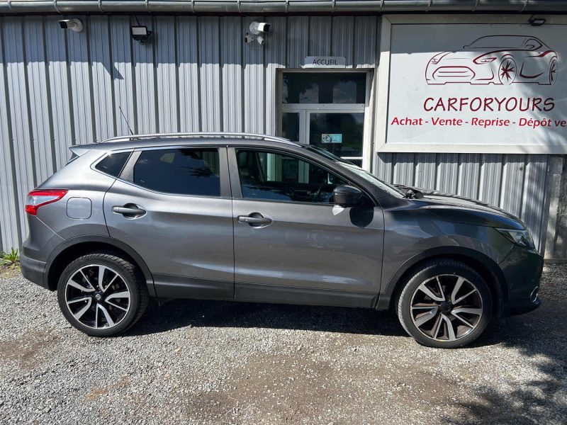 NISSAN QASHQAI 2017