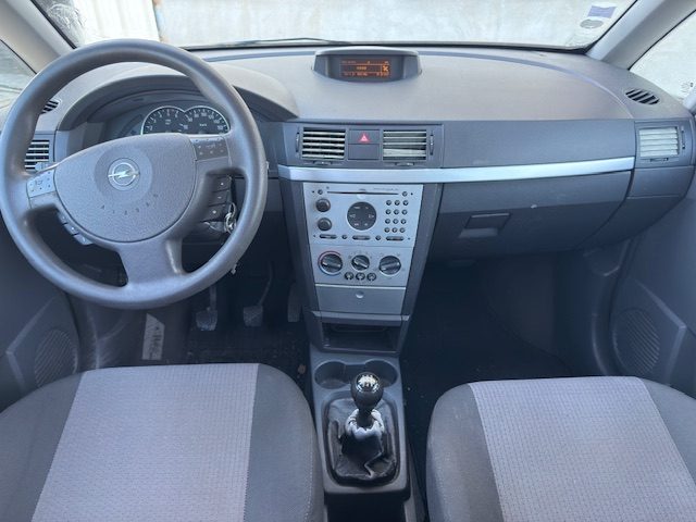 OPEL MERIVA 1.7 CDTI 100 destiné au professionnelle de l\'automobiles