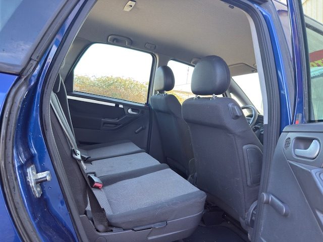 OPEL MERIVA 1.7 CDTI 100 destiné au professionnelle de l\'automobiles