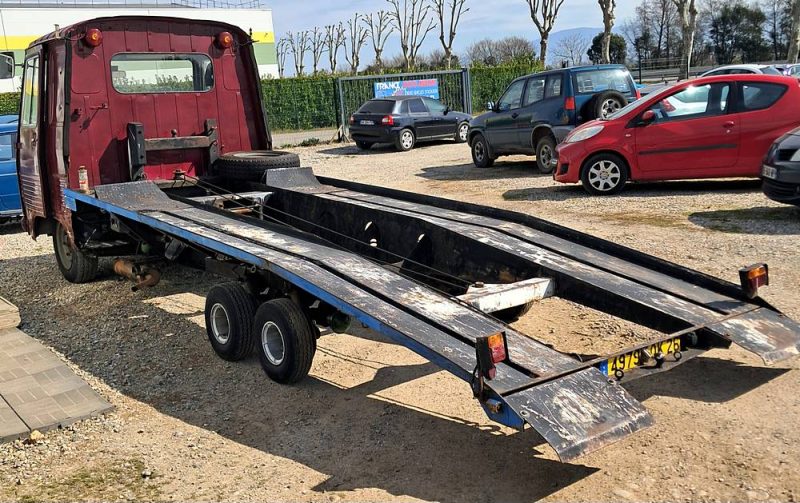 PEUGEOT  J7 RHODES DEPANNEUSE  1973