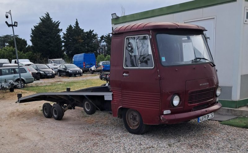 PEUGEOT  J7 RHODES DEPANNEUSE  1973