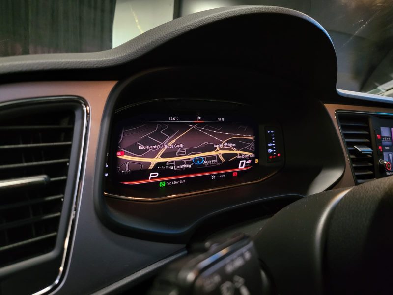 SEAT LEON 1.6 TDI DSG7 115Cv STYLE / VIRTUAL COCKPIT + CARPLAY + SUIVIE COMPLET SEAT /