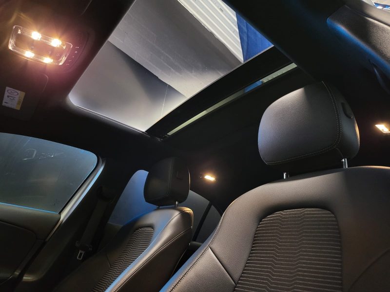 MERCEDES CLASSE A 180d 2.0 8G-DCT PROGRESSIVE LINE / TOIT OUVRANT + CARPLAY + KEYLESS /