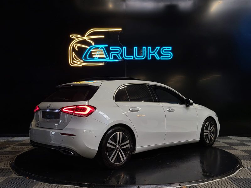 MERCEDES CLASSE A 180d 2.0 8G-DCT PROGRESSIVE LINE / TOIT OUVRANT + CARPLAY + KEYLESS /