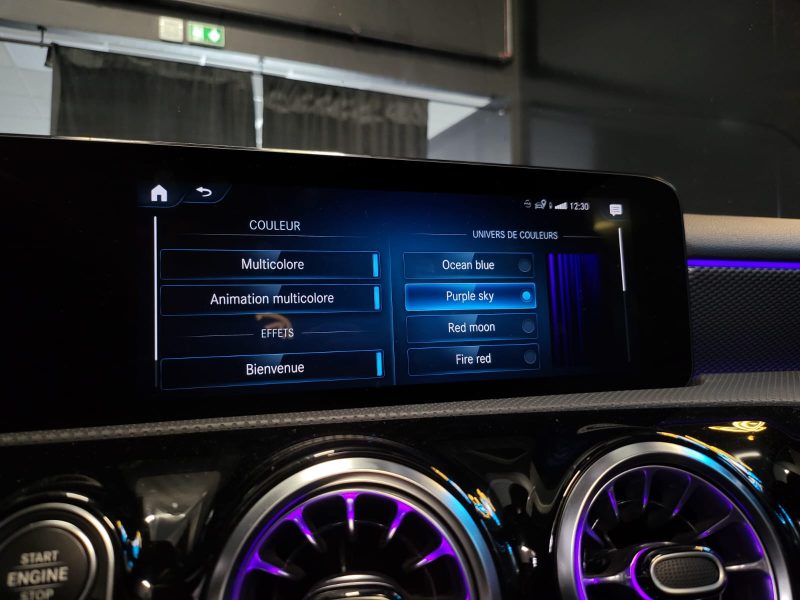 MERCEDES CLASSE A 180d 2.0 8G-DCT PROGRESSIVE LINE / TOIT OUVRANT + CARPLAY + KEYLESS /