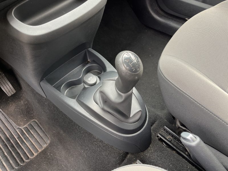 RENAULT TWINGO II 2011