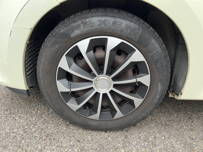 RENAULT TWINGO II 2011