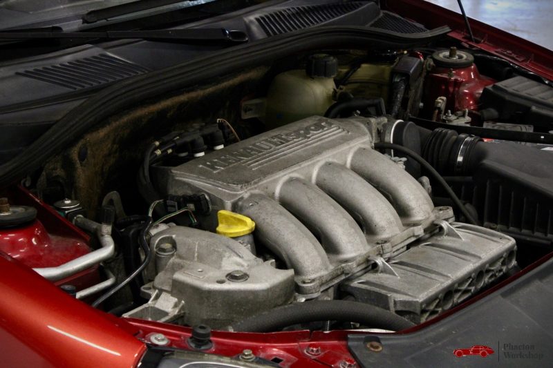 RENAULT CLIO 2 RS PHASE 2  2002