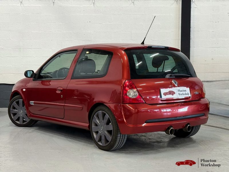 RENAULT CLIO 2 RS PHASE 2  2002