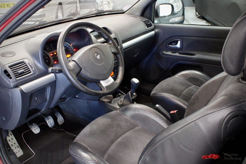 RENAULT CLIO 2 RS PHASE 2  2002