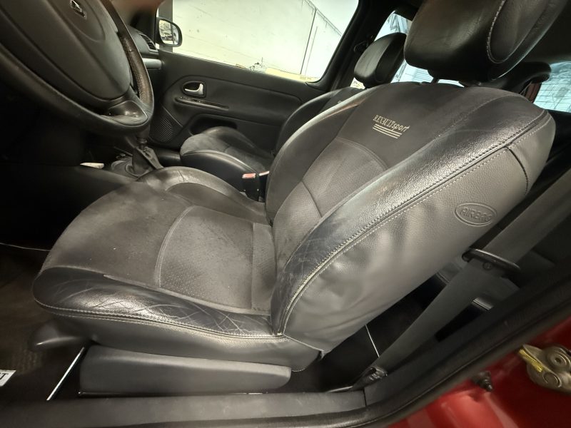 RENAULT CLIO 2 RS PHASE 2  2002