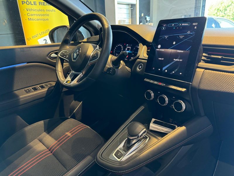 RENAULT CAPTUR  2022