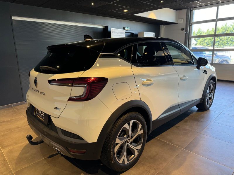RENAULT CAPTUR  2022