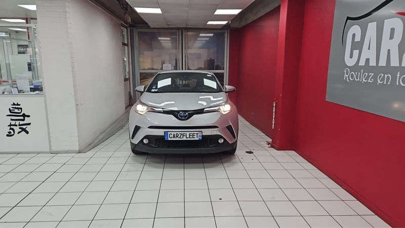 Toyota C-HR SUV DYNAMIC BUSINESS 122cv/TVA RECUPERABLE/1 ERE MAIN