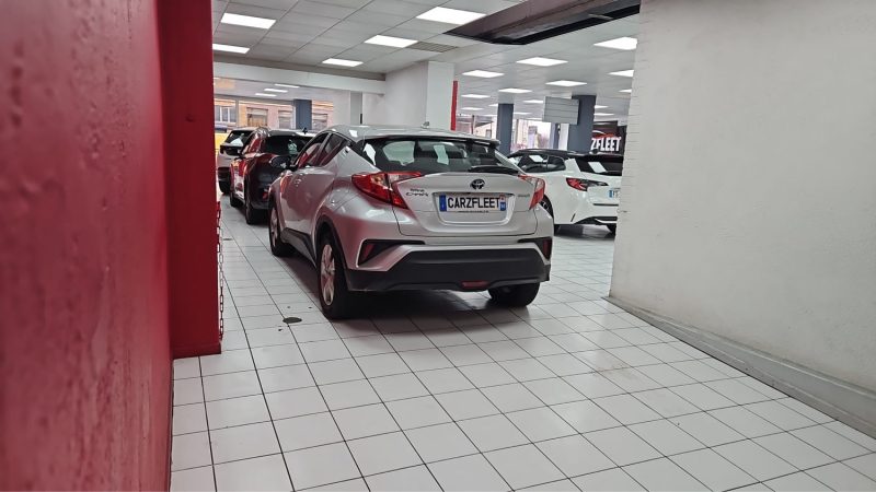 Toyota C-HR SUV DYNAMIC BUSINESS 122cv/TVA RECUPERABLE/1 ERE MAIN