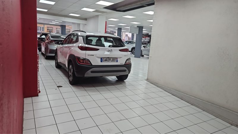 Hyundai KONA SUV HYBRIDE 141cv BUSINESS 2022/TVA RECUPERABLE/1 ERE MAIN