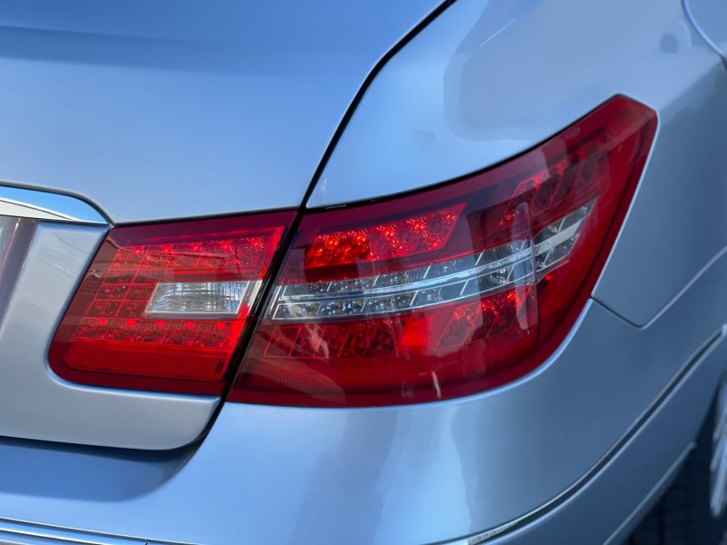 MERCEDES CLASSE E (207) Cabriolet 300 3.5 V6 24V 7G-TRONIC BLUE EFFICEINCY 252 ch GARANTIE 6 MOIS