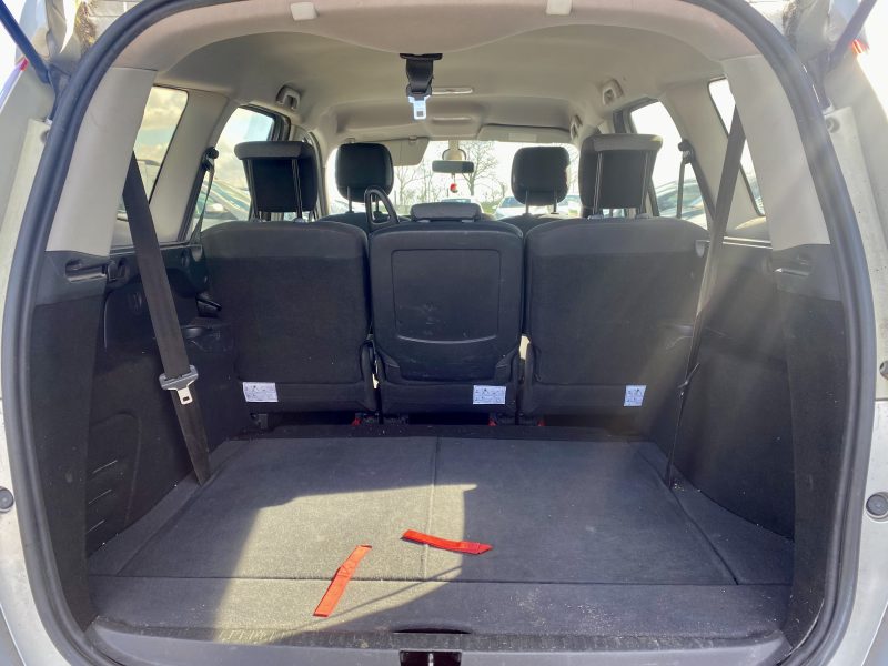 RENAULT MEGANE SCENIC 2012