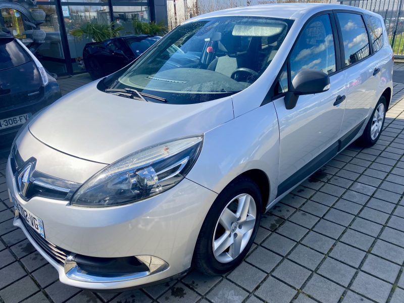 RENAULT MEGANE SCENIC 2012