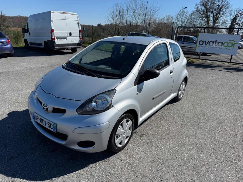 TOYOTA AYGO 2011