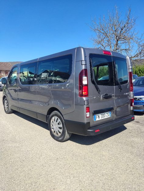 RENAULT TRAFIC  2020