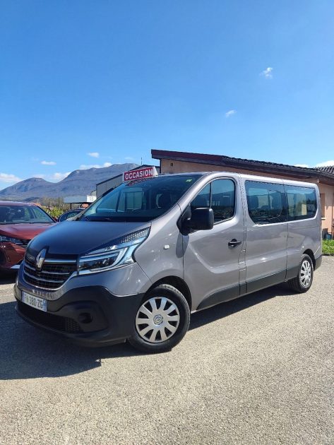 RENAULT TRAFIC  2020