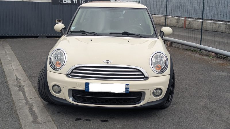 MINI  ONE D 2012