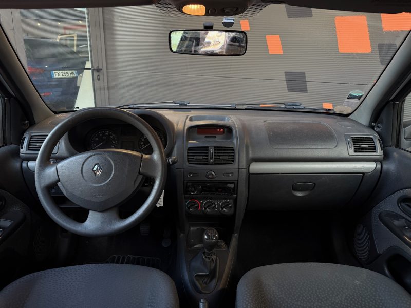 RENAULT CLIO 2010