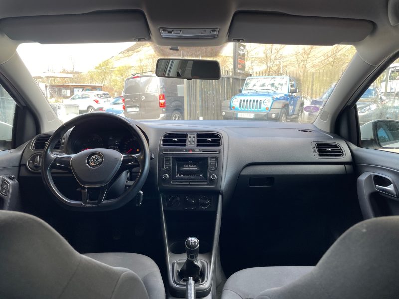 VOLKSWAGEN POLO 2014