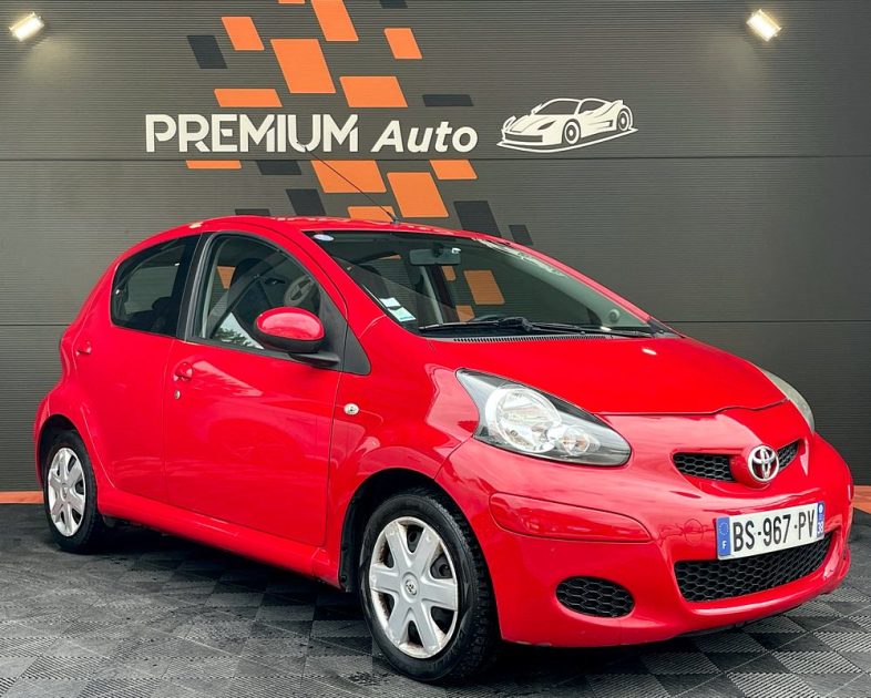 TOYOTA AYGO 2011