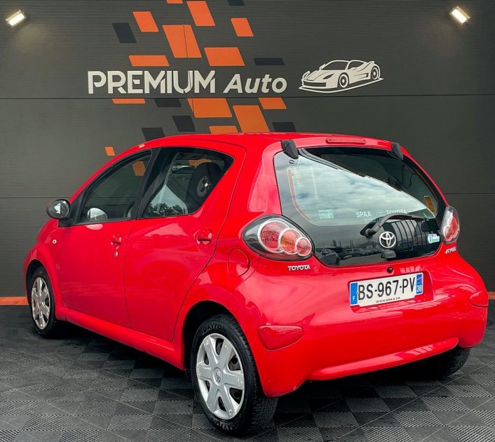 TOYOTA AYGO 2011