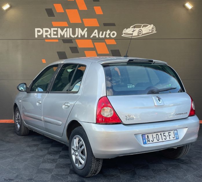 RENAULT CLIO 2010