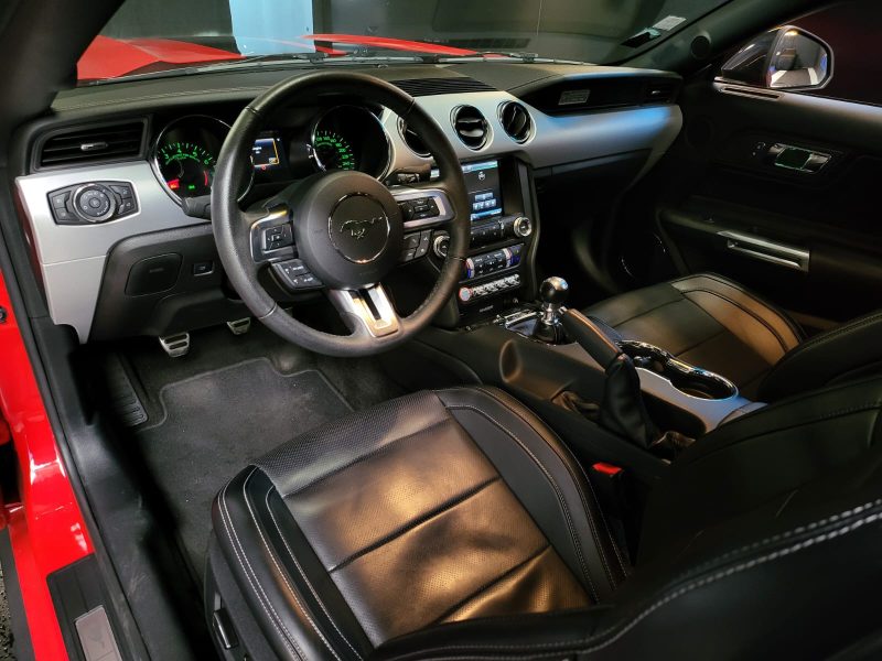 FORD MUSTANG FASTBACK GT 5.0 V8 BVM6 422cv / SUIVI COMPLET FORD / LIGNE INOX AVEC CLAPET / PACK BLAC