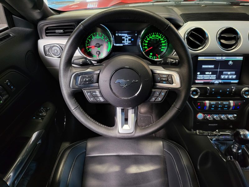 FORD MUSTANG FASTBACK GT 5.0 V8 BVM6 422cv / SUIVI COMPLET FORD / LIGNE INOX AVEC CLAPET / PACK BLAC