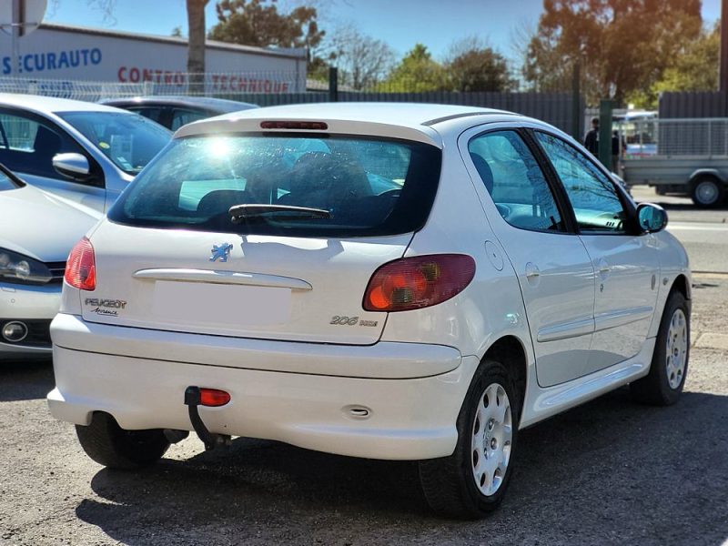 PEUGEOT 206 2008