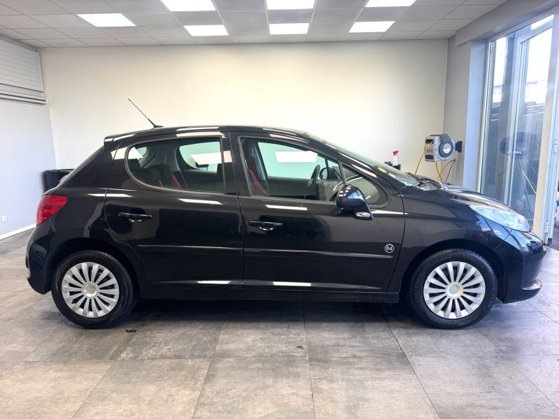 PEUGEOT 207 2009