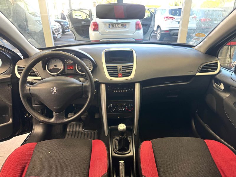 PEUGEOT 207 2009