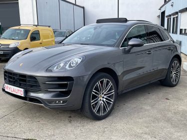 PORSCHE MACAN TURBO 2014